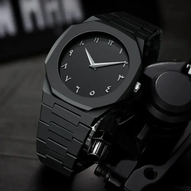 Aura Black Analog Watch With Arabic numeral dial